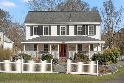 215 South St, Wrentham, MA, 02093-1549 | Card Image