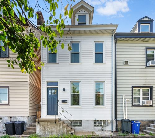 5114 Natrona Way, Pittsburgh, PA, 15201-2548 | Card Image