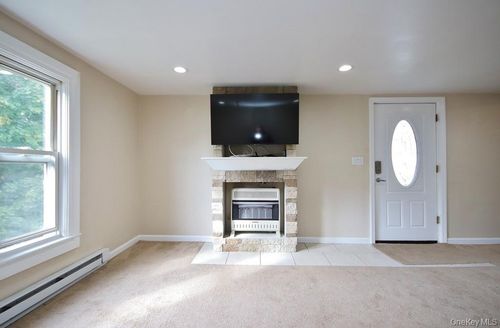 unit-3-208 Myrtle Ave, Mahopac, NY, 10541 | Card Image