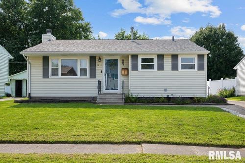 3431 3rd Street A, East Moline, IL, 61244-3310 | Card Image