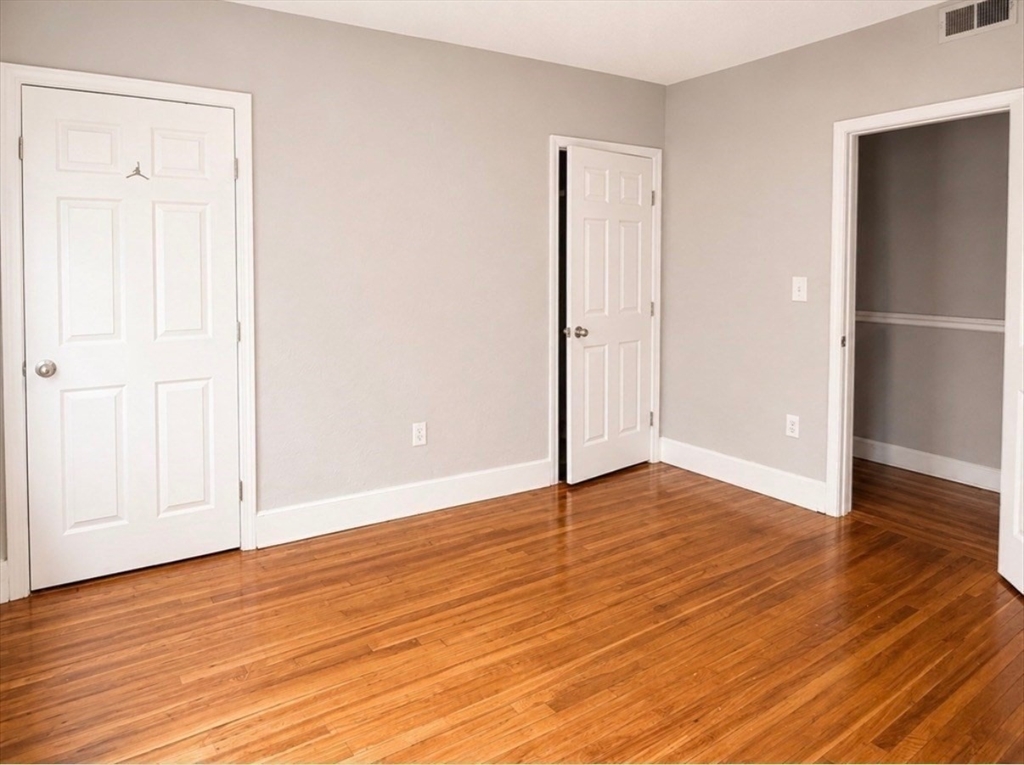 Residential Lease in Boston 4