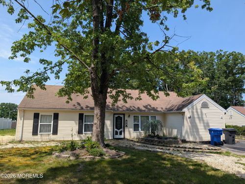 972 Goose Creek Road, Toms River, NJ, 08753 | Card Image