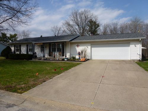 3 Deerefield Ct, Clinton, IL, 61727-2500 | Card Image