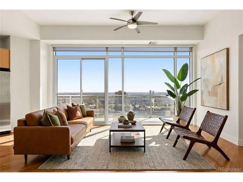 2422-2001 Lincoln St, Denver, CO, 80202-3873 | Card Image