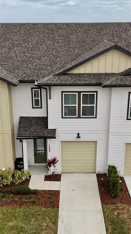 1025 Plantation Ln, DAVENPORT, FL, 33896-5135 | Card Image