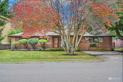 10749 19th Avenue Ne, House other with 3 bedrooms, 1 bathrooms and null parking in Seattle WA | Image 3