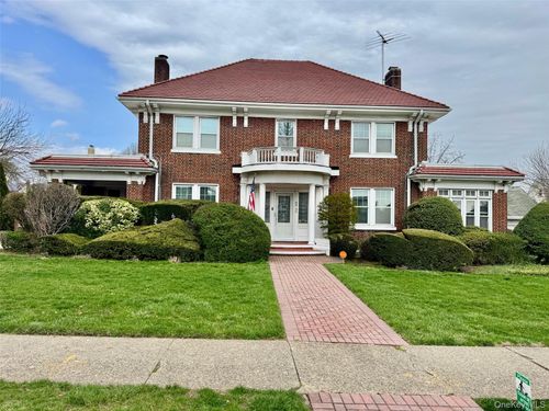 88-35 193rd Street, New York, NY, 11423 | Card Image