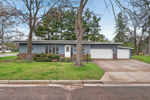 2011 Oak Street, WISCONSIN RAPIDS, WI, 54494 | Card Image