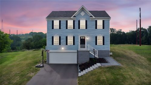 222 Victoria Dr, Pittsburgh, PA, 15239-2068 | Card Image
