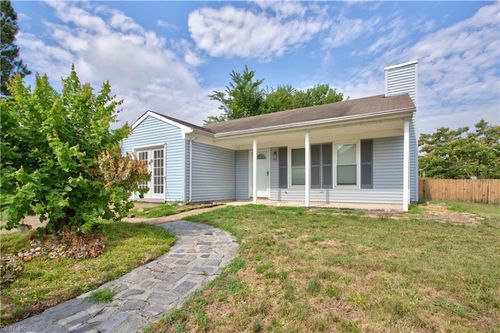 1901 Stillwood Ln, Virginia Beach, VA, 23456-4954 | Card Image