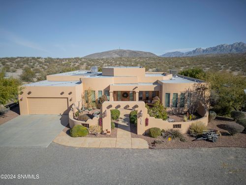 5381 Superstition Drive, Las Cruces, NM, 88011 | Card Image