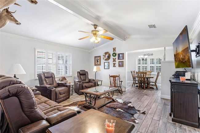 3303 Indian Mound Trl, House other with 3 bedrooms, 2 bathrooms and 2 parking in Crosby TX | Image 12