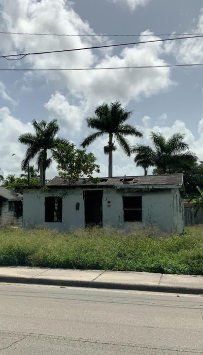 217 Nw 5th Street, House other with 0 bedrooms, 4 bathrooms and null parking in Belle Glade FL | Image 1