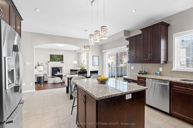831 Dalkena Pl, House other with 4 bedrooms, 4 bathrooms and 4 parking in Nepean ON | Image 11