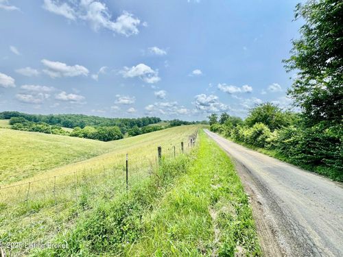 3650 Baker Ridge Rd, Willisburg, KY, 40078-8140 | Card Image