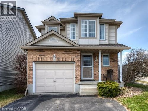 835 Whitecap Ave, Waterloo, ON, N2K4L4 | Card Image