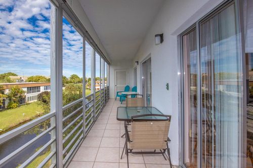 301-6289 Lear Dr, Lake Worth, FL, 33462-6421 | Card Image