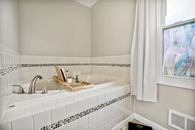 primary bath | Image 24