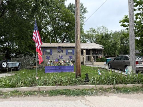 130 S Walnut Ave, Republic, MO, 65738-1863 | Card Image
