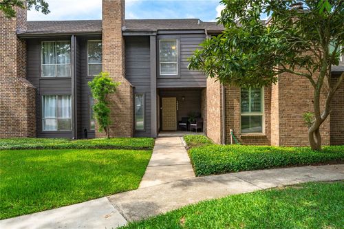 16522 Space Center Boulevard, Houston, TX, 77058 | Card Image