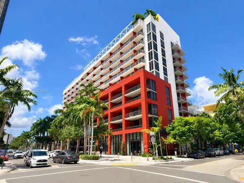 709-90 Ne 32nd St, Miami, FL, 33137-5692 | Card Image