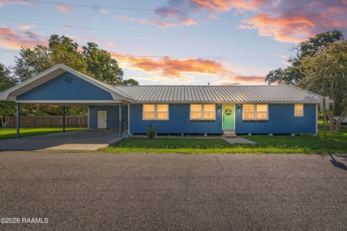 1002 Matthew St, Breaux Bridge, LA, 70517-4823 | Card Image