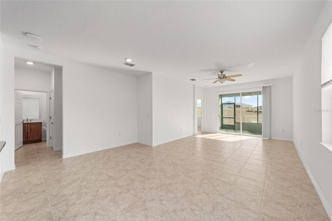 10277 Sw 96 Th Loop, House other with 2 bedrooms, 2 bathrooms and null parking in OCALA FL | Image 6
