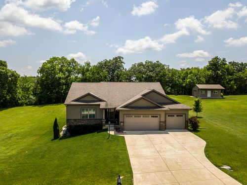 8 Southern Pass Dr, Kappa, IL, 61738-3505 | Card Image