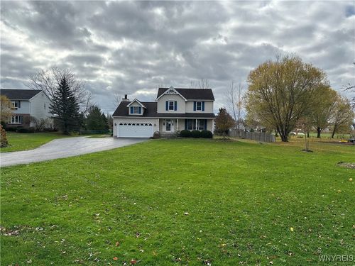 4658 Meyer Road, Pendleton, NY, 14120 | Card Image