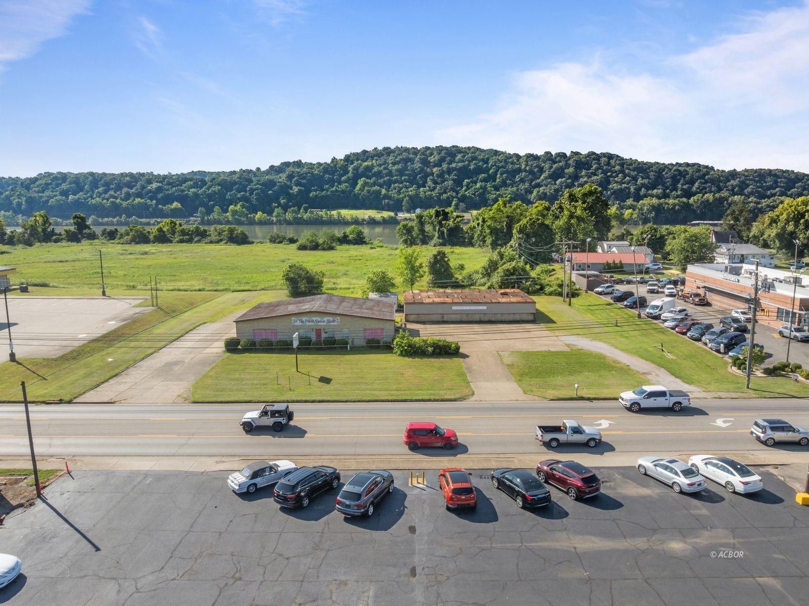 1725 Eastern Ave, Gallipolis, OH 45631