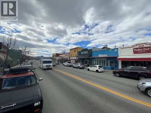 6257 Main St, Oliver, BC, V0H1T0 | Card Image