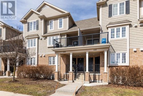 b-638 Woodlawn Road E, Guelph (Victoria North), ON, N1E0K4 | Card Image