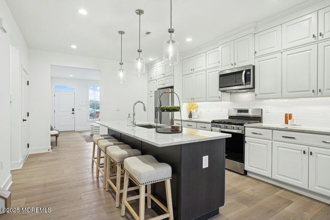 152 Mustang Dr, House other with 3 bedrooms, 3 bathrooms and null parking in Manalapan NJ | Image 6