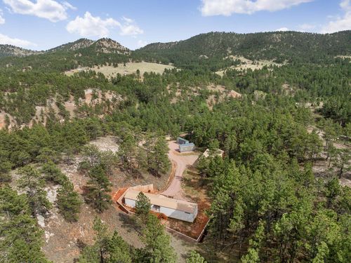 27651 Country View Dr, Hot Springs, SD, 57747-7101 | Card Image