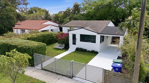 1850 Nw 53rd St, Miami, FL, 33142-3735 | Card Image
