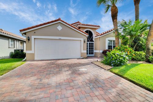 7246 Haviland Cir, Boynton Beach, FL, 33437-6466 | Card Image