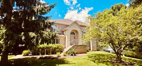 30 Beaconsfield Ct, Lincolnshire, IL, 60069-2905 | Card Image
