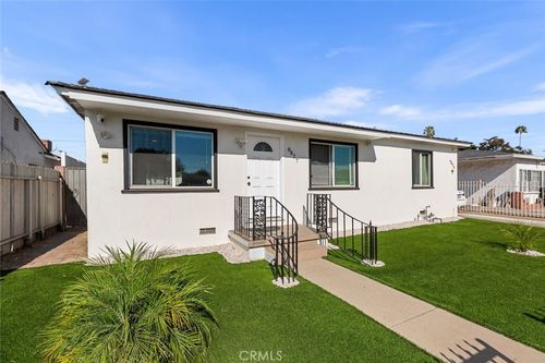 8827 Sylmar Ave, Panorama City, CA, 91402-5238 | Card Image