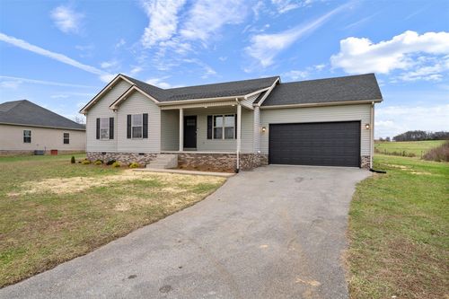 84 Ridgeview Dr, Scottsville, KY, 42164-8911 | Card Image