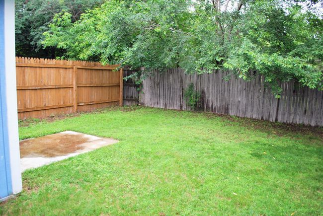 Fenced private back yard space | Image 5