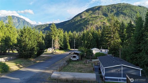 17030 418th Ave Se, Gold Bar, WA, 98251-4101 | Card Image