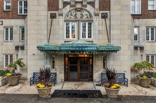residence-3b-5023 Frew Street, Squirrel Hill, PA, 15213 | Card Image