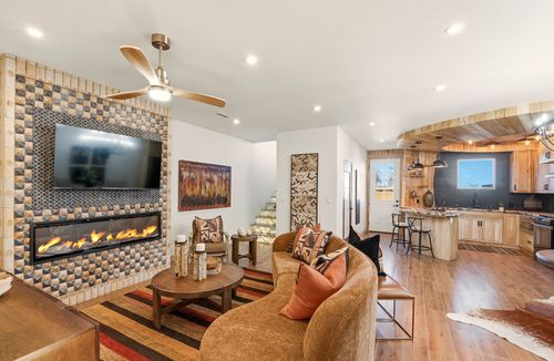 b-929 Shoofly St, Santa Fe, NM, 87505-1129 | Card Image