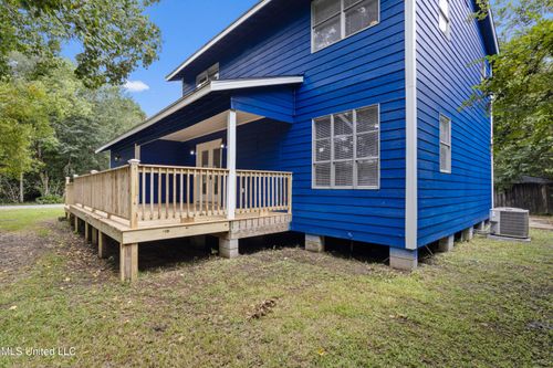 4128 Idywood Ave, Moss Point, MS, 39562-8270 | Card Image