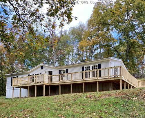 2399 Spicewood Rd, Kenna, WV, 25248-7103 | Card Image