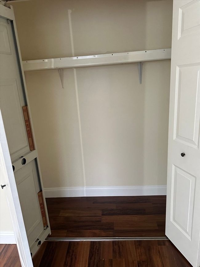 UNIT-6 - 1700 Skyline Dr, Condo with 2 bedrooms, 1 bathrooms and 2 parking in Lowell MA | Image 18