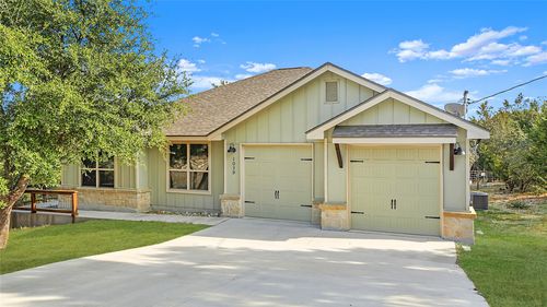 1039 Primrose Path, Canyon Lake, TX, 78133-2182 | Card Image