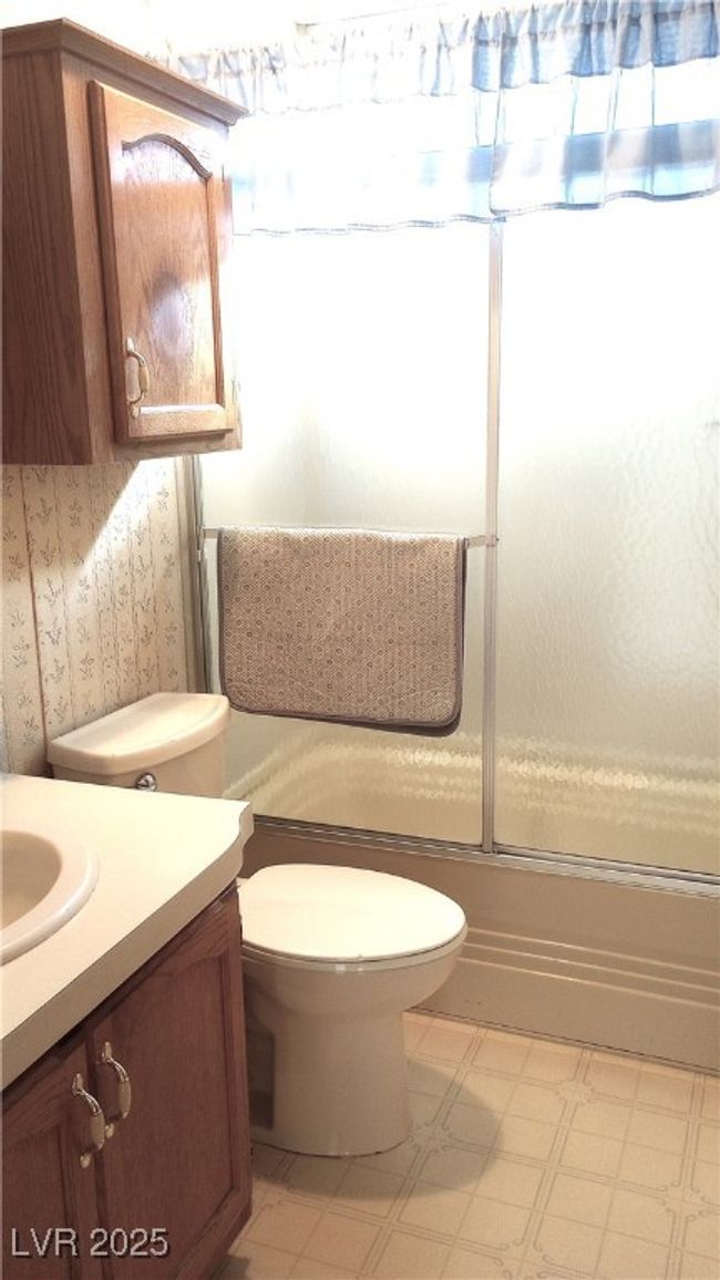 Primary Bath | Image 16
