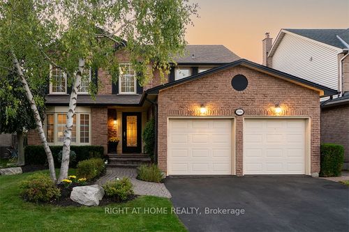2444 Butternut Crescent, Burlington, ON, L7M3L9 | Card Image