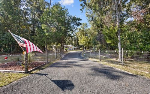 224 Sw Newark Dr, FORT WHITE, FL, 32038-7984 | Card Image